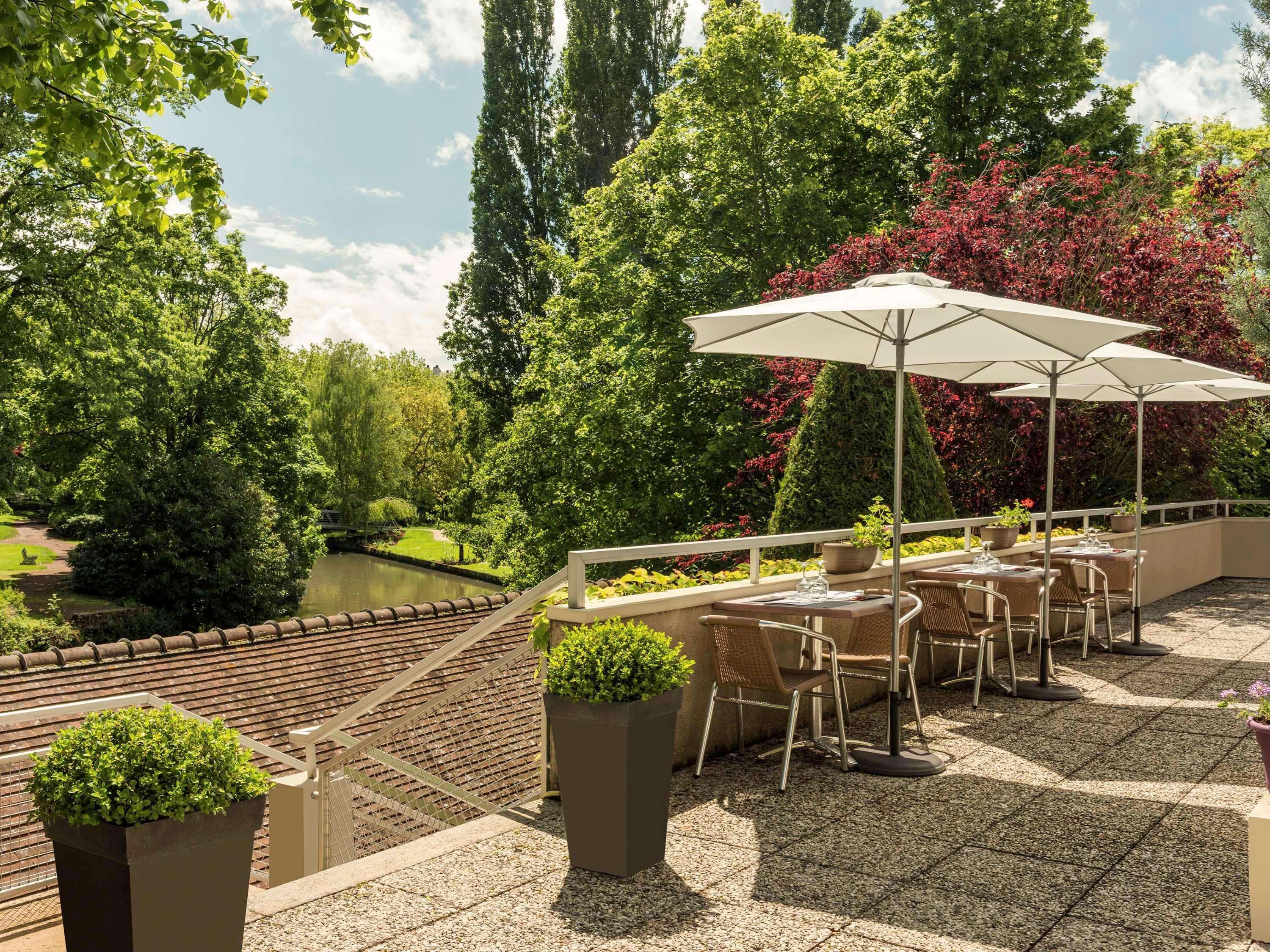 B&B Hotel Chartres Centre Cathedrale 3 Etoiles Εξωτερικό φωτογραφία