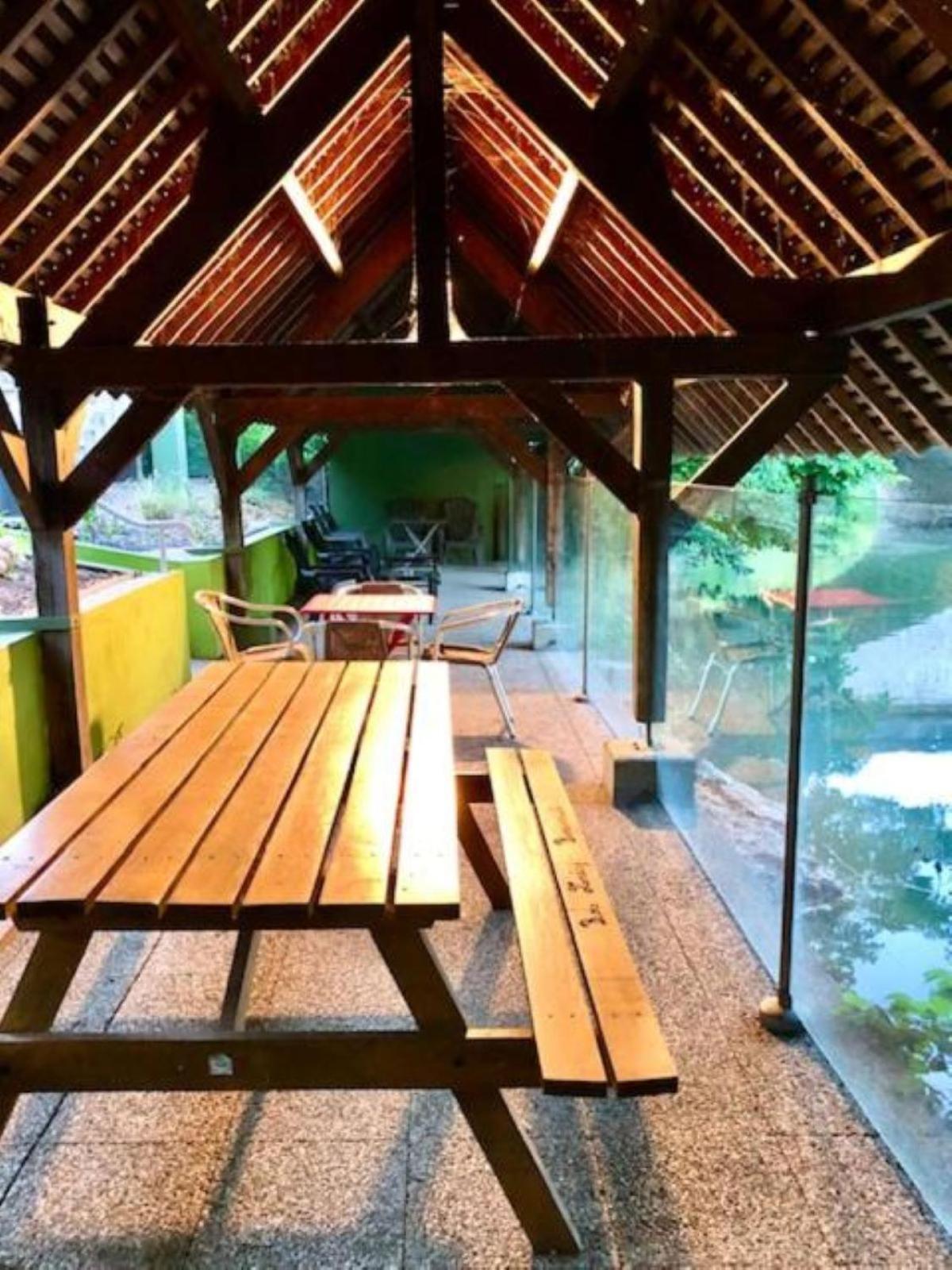 B&B Hotel Chartres Centre Cathedrale 3 Etoiles Εξωτερικό φωτογραφία
